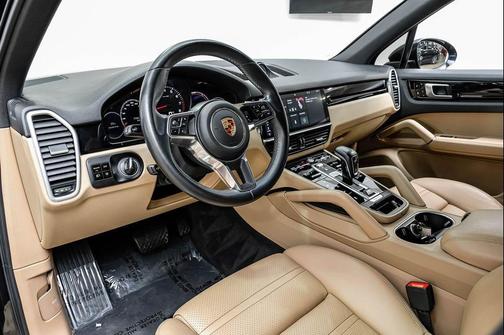 2019 Porsche Cayenne Cayenne