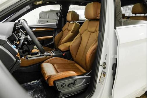 2023 Audi Q5 45 S line Prestige