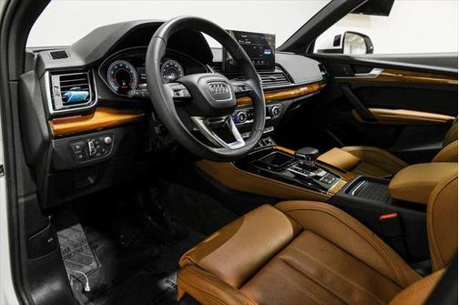 2023 Audi Q5 45 S line Prestige