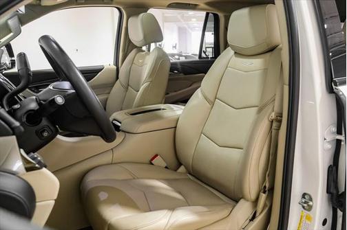 2018 Cadillac Escalade Luxury