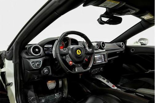 2015 Ferrari California T