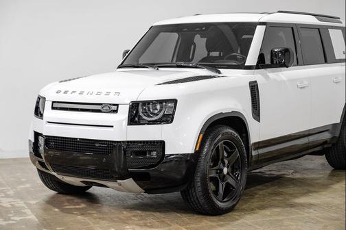 2022 Land Rover Defender 110 X-Dynamic SE