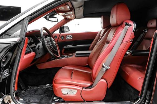 2016 Rolls-Royce Dawn Base