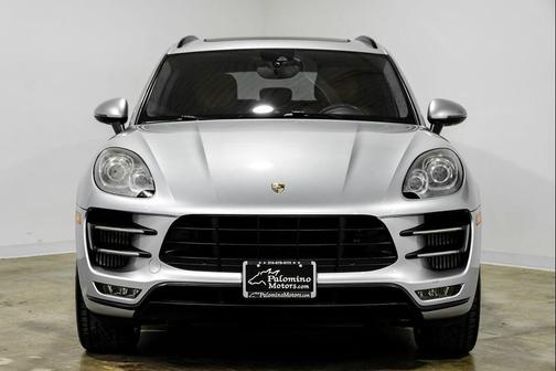 2016 Porsche Macan Turbo