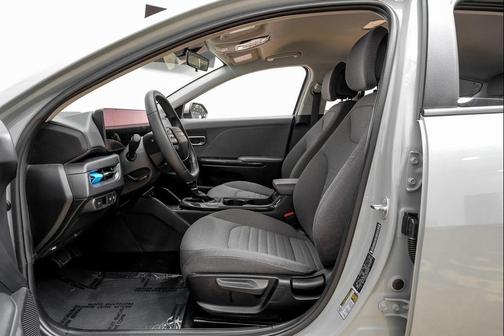 Morning Haze 2025 Kia K4 EX