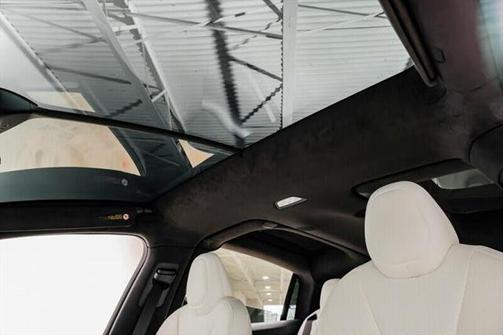 2022 Tesla Model X Plaid Tri Motor All-Wheel Drive