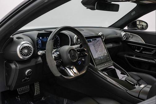 MANUFAKTUR Moonlight White Magno 2022 Mercedes-Benz AMG SL 63 Base