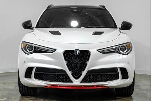 2019 Alfa Romeo Stelvio Quadrifoglio