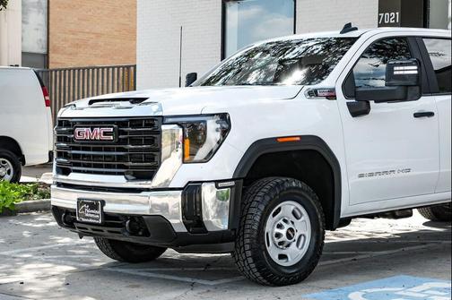 Summit White 2024 GMC Sierra 2500 Pro