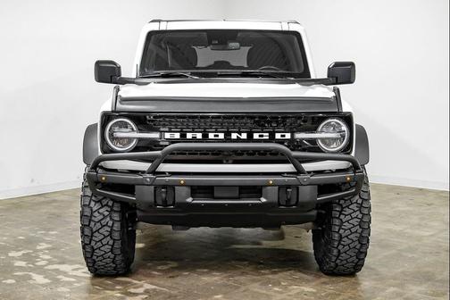 Oxford White 2023 Ford Bronco Wildtrak