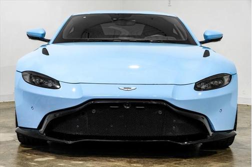 2020 Aston Martin Vantage Base