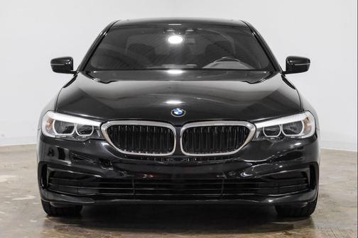 2019 BMW 530 530i