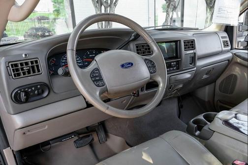 2004 Ford Excursion Limited