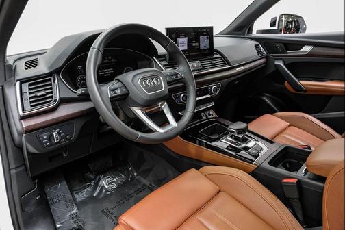 2021 Audi Q5 45 Premium Plus