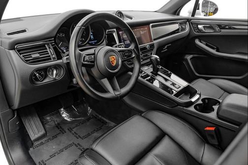 White 2024 Porsche Macan Macan
