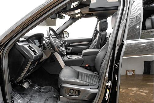 2022 Land Rover Discovery P360 S R-Dynamic