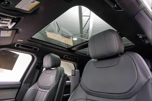 Fuji White 2024 Land Rover Range Rover Sport SE