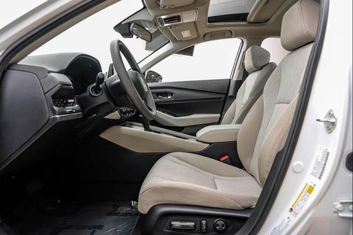 Platinum White Pearl 2024 Honda Accord EX