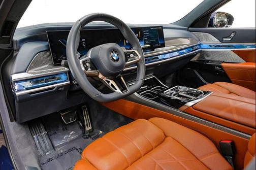 2023 BMW 760 i xDrive
