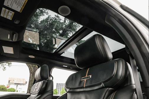 Star White Metallic Tri-Coat 2024 Ford F-350 Platinum