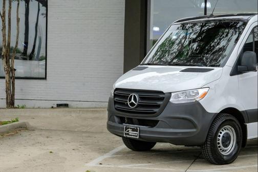 2023 Mercedes-Benz Sprinter 2500 Standard Roof
