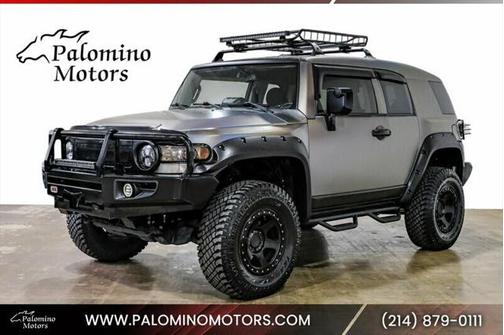 2014 Toyota FJ Cruiser Base