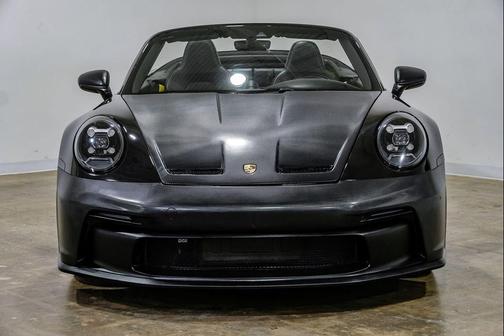 Jet Black Metallic 2020 Porsche 911 Carrera