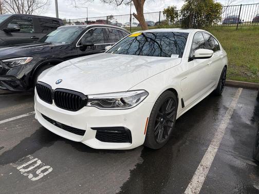 2020 BMW 530e xDrive iPerformance