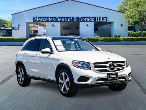 2017 Mercedes-Benz GLC 300 Base 4MATIC
