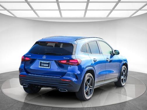 2025 Mercedes-Benz GLA 250 Base 4MATIC