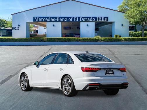 2025 Audi A4 45 S line quattro Premium