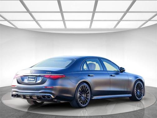 2026 Mercedes-Benz AMG S 63 E Base