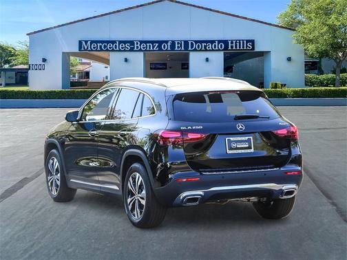 2025 Mercedes-Benz GLA 250 Base 4MATIC