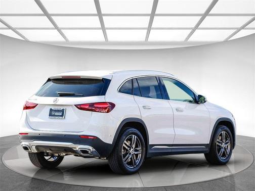 2025 Mercedes-Benz GLA 250 Base