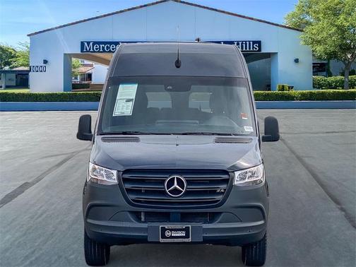 2023 Mercedes-Benz Sprinter 2500 144 WB Standard Roof Passenger