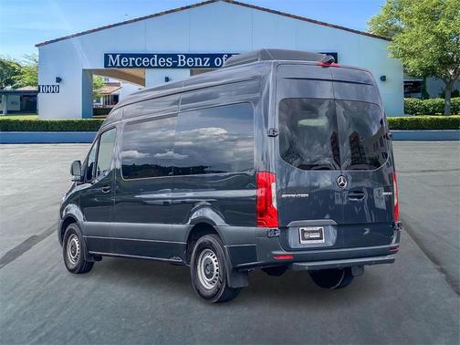 2023 Mercedes-Benz Sprinter 2500 144 WB Standard Roof Passenger