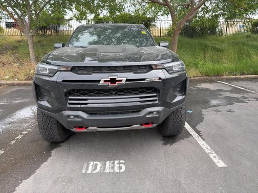 Black 2025 Chevrolet Colorado ZR2
