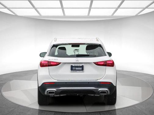 2025 Mercedes-Benz GLA 250 Base