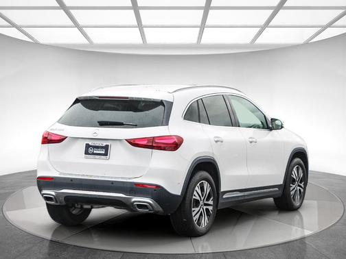 2025 Mercedes-Benz GLA 250 Base