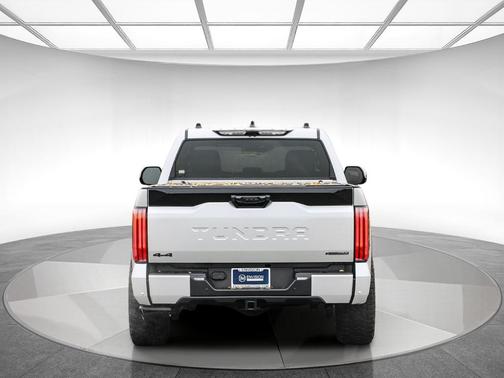 2025 Toyota Tundra Hybrid Platinum