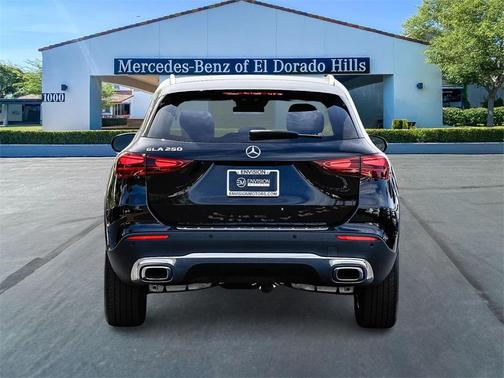 2024 Mercedes-Benz GLA 250 Base