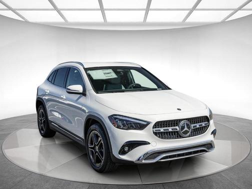 Polar White 2026 Mercedes-Benz GLA 250 Base 4MATIC