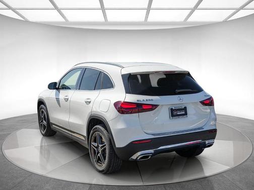 Polar White 2026 Mercedes-Benz GLA 250 Base 4MATIC