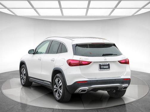 2025 Mercedes-Benz GLA 250 Base 4MATIC