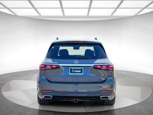 2026 Mercedes-Benz GLS 450 4MATIC