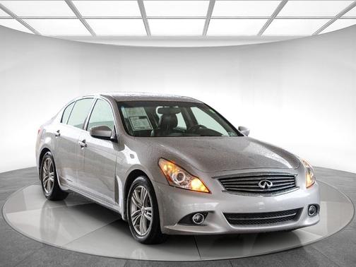 2013 INFINITI G37 Journey