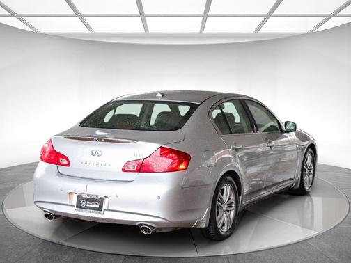 2013 INFINITI G37 Journey