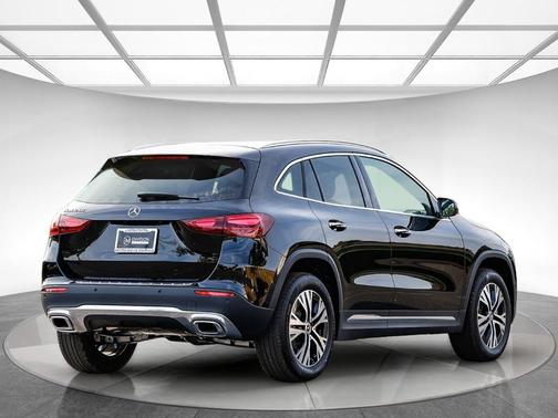 Black 2025 Mercedes-Benz GLA 250 Base