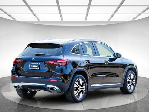 2025 Mercedes-Benz GLA 250 Base