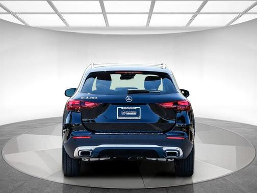 2025 Mercedes-Benz GLA 250 Base